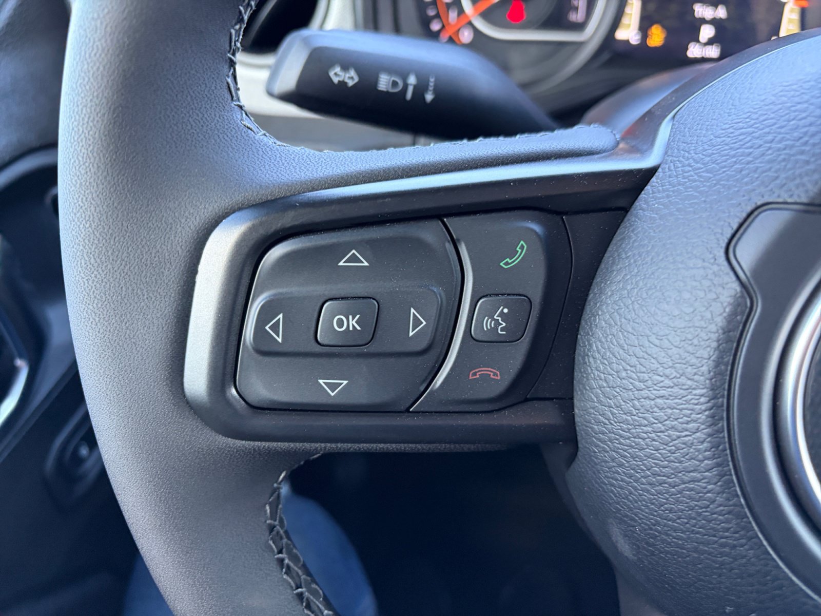 New 2026 Jeep Gladiator Sport AWD/4WD image 24