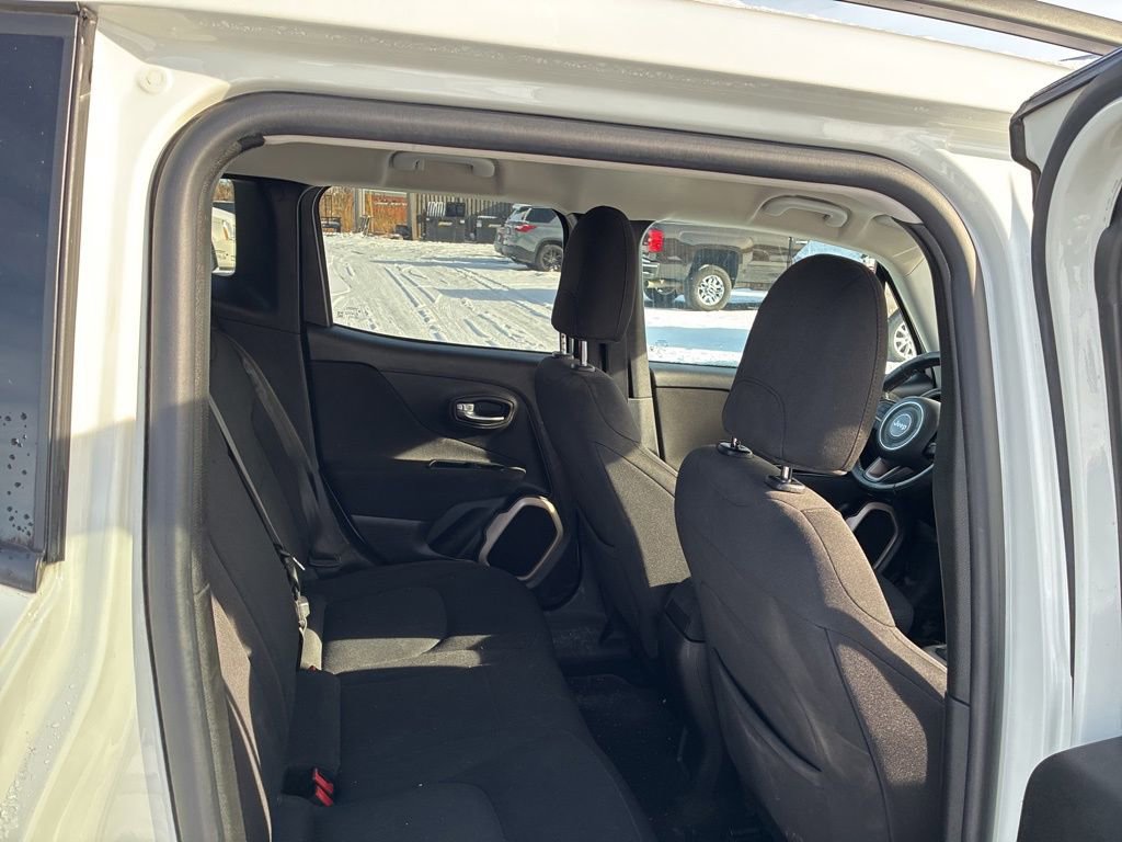 Used 2016 Jeep Renegade Latitude image 20