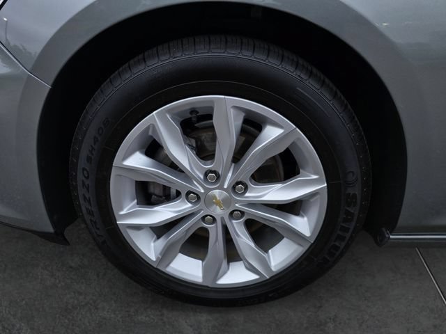 Used 2023 Chevrolet Malibu LT FWD image 13