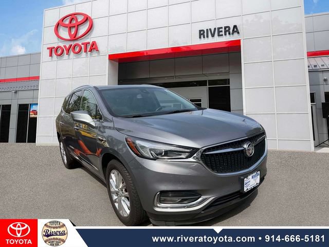 Used 2018 Buick Enclave Premium w/ Experience Buick Package AWD/4WD image 2
