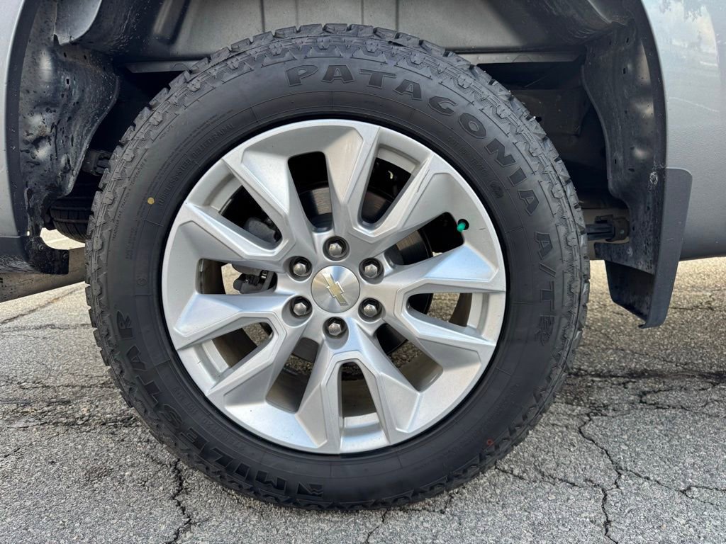 Used 2022 Chevrolet Silverado 1500 Custom w/ Safety Confidence Package image 40