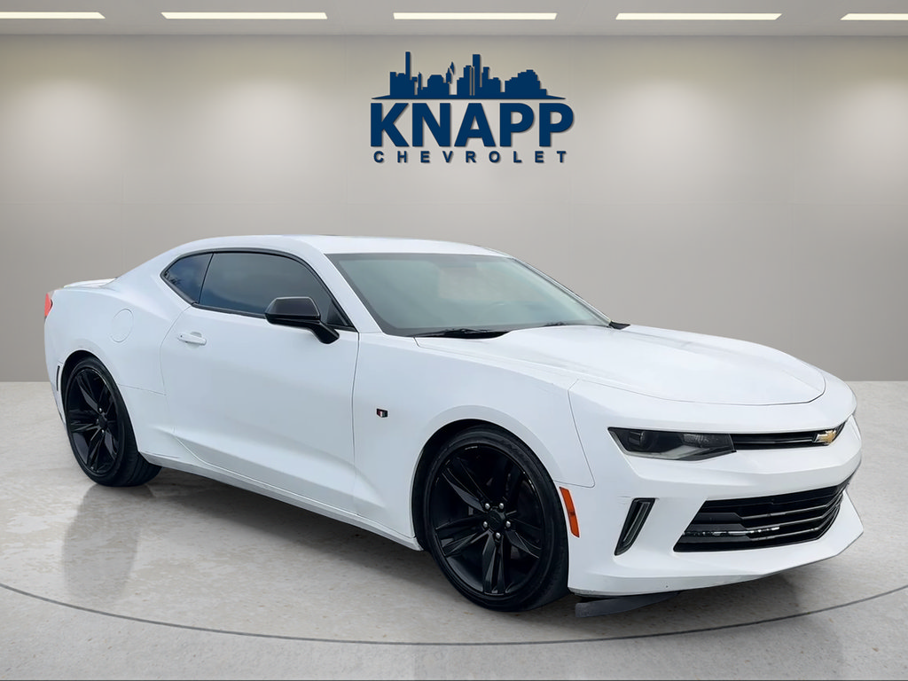 Used 2018 Chevrolet Camaro LT w/ RS Package RWD image 7