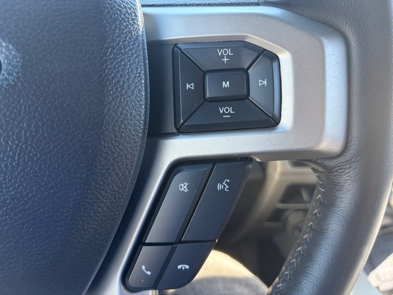 Used 2022 Ford F450 Lariat w/ Lariat Ultimate Package AWD/4WD image 20
