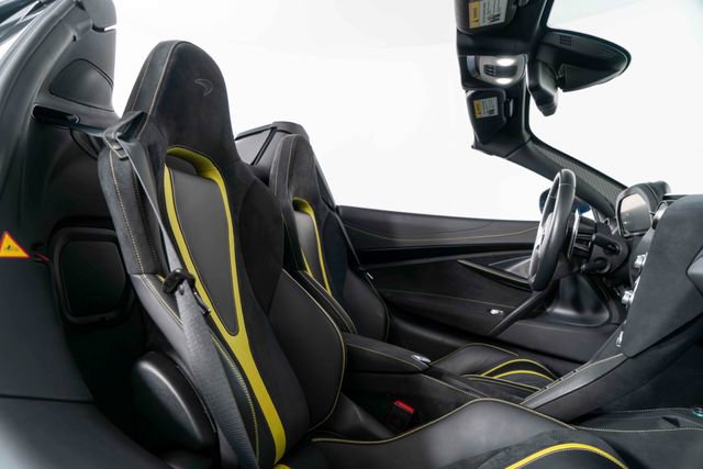 Used 2022 McLaren 720S Performance image 25