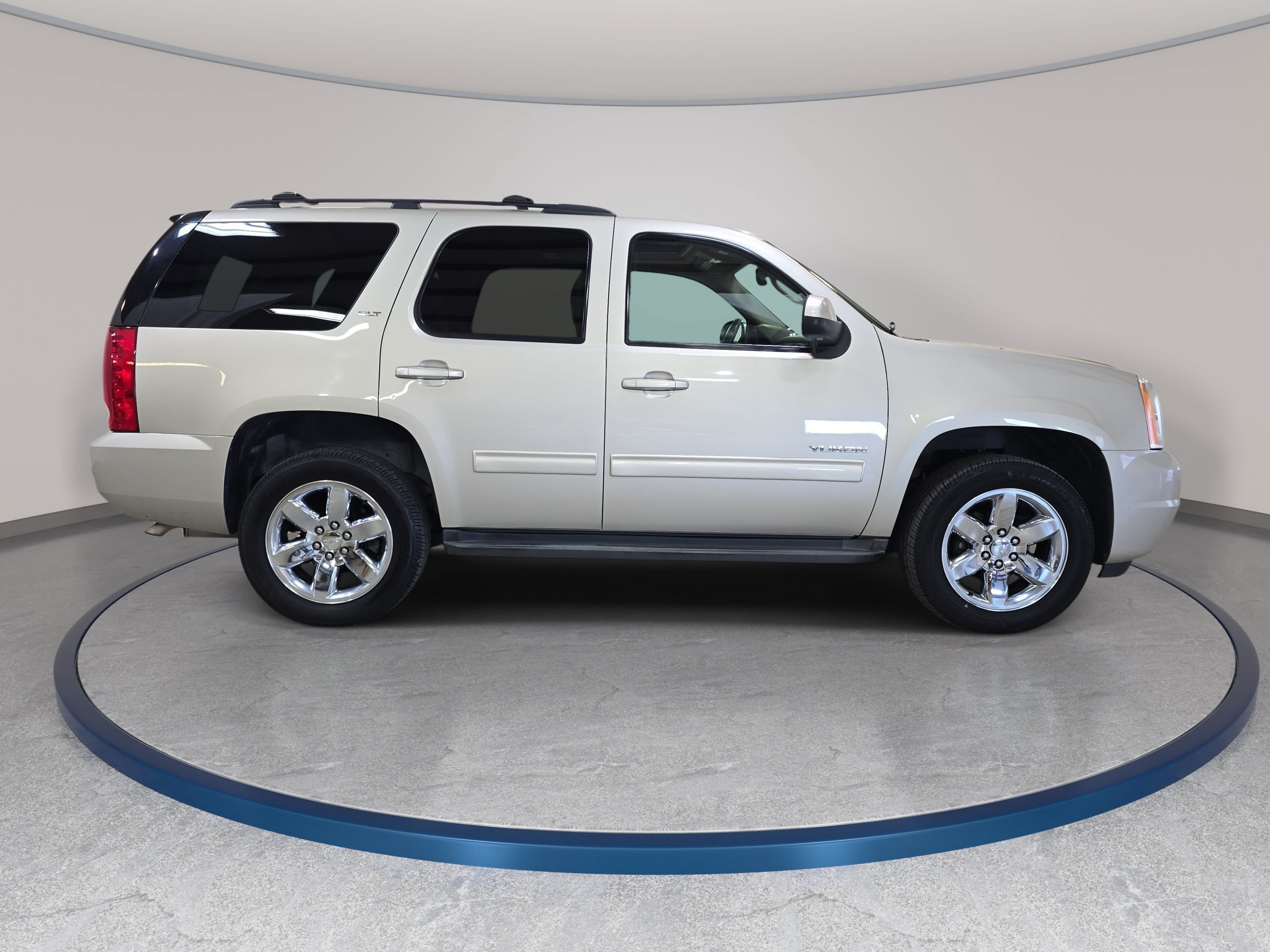 Used 2013 GMC Yukon SLT RWD image 5