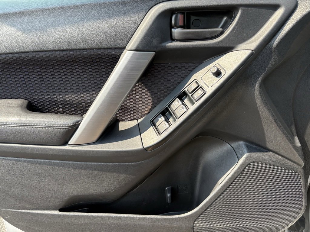 Used 2018 Subaru Forester 2.5i w/ Alloy Wheel Package image 42