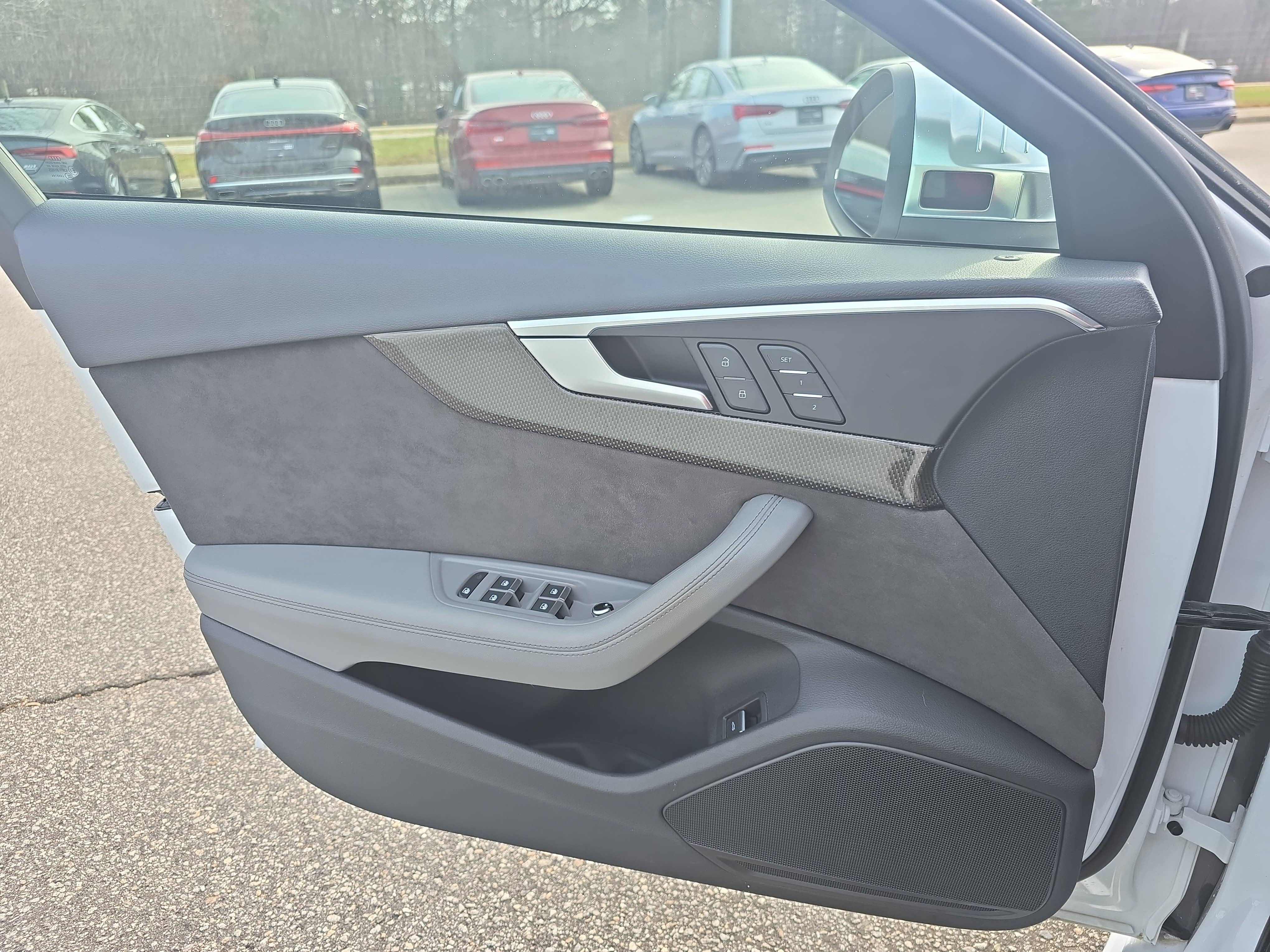 Used 2019 Audi S4 Premium Plus w/ Premium Plus Package image 24