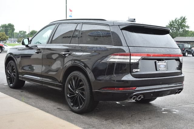 Used 2025 Lincoln Aviator Reserve w/ Equipment Group 201A AWD/4WD image 16