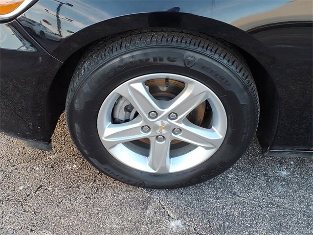 Used 2023 Chevrolet Malibu LS image 9