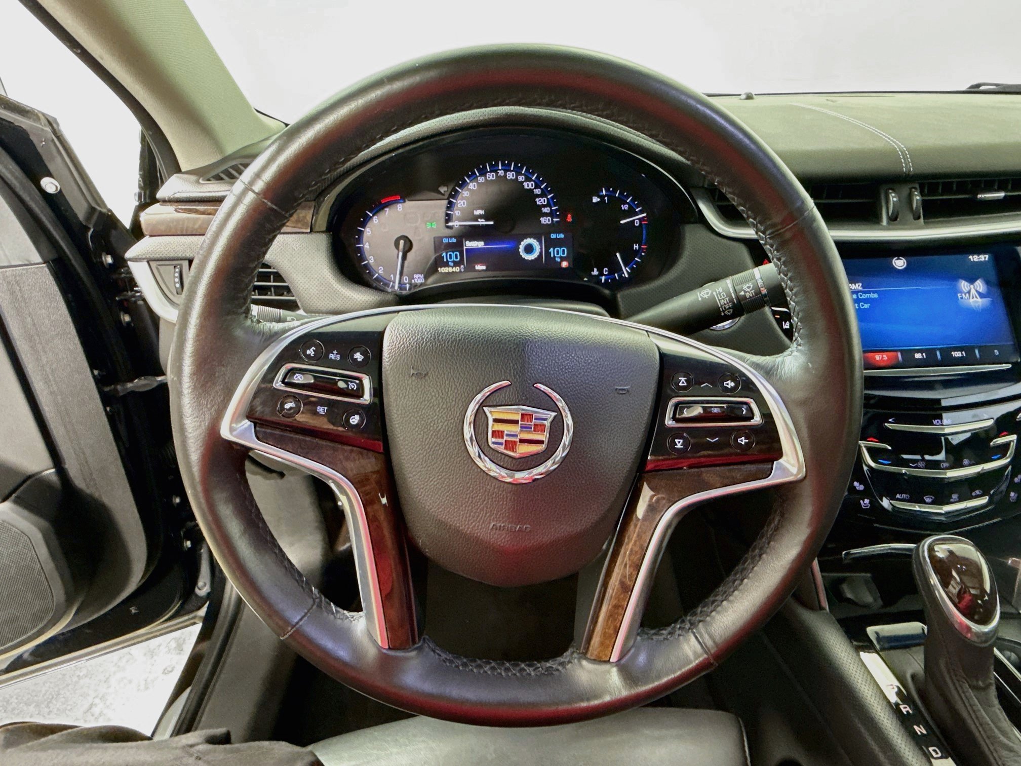 Used 2013 Cadillac XTS Luxury w/ Driver Awareness Package FWD image 11