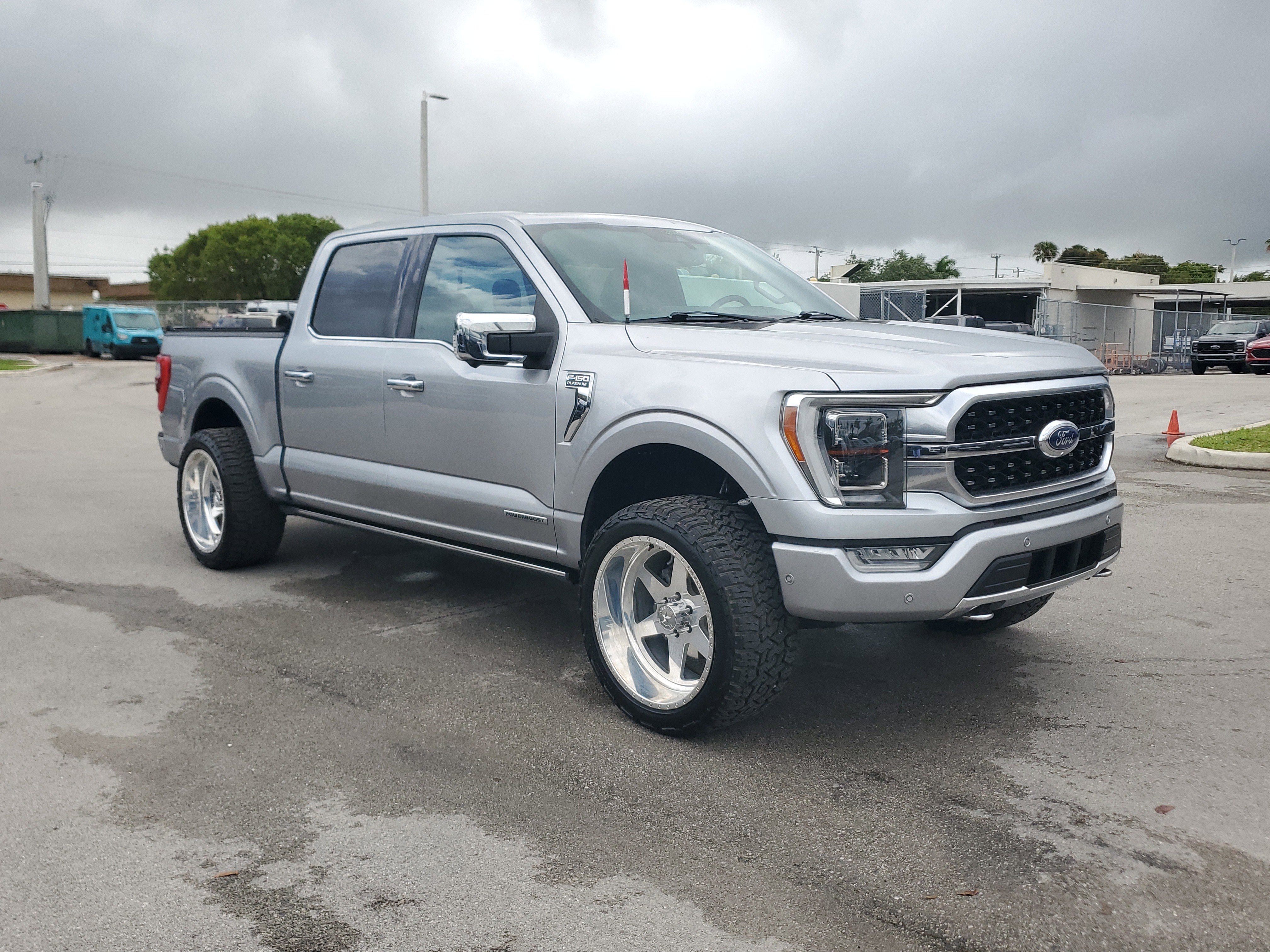 Used 2021 Ford F150 Platinum w/ Equipment Group 701A High image 3