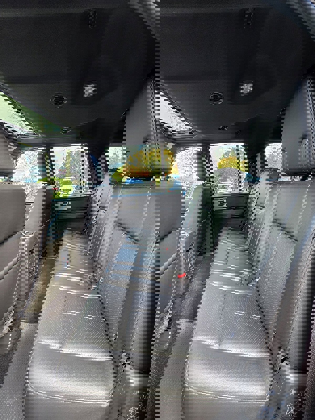 Used 2014 Ford Expedition Limited w/ Equipment Group 301A AWD/4WD image 15