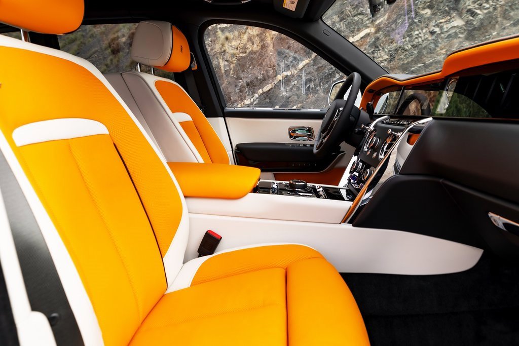 Used 2026 Rolls-Royce Cullinan image 15