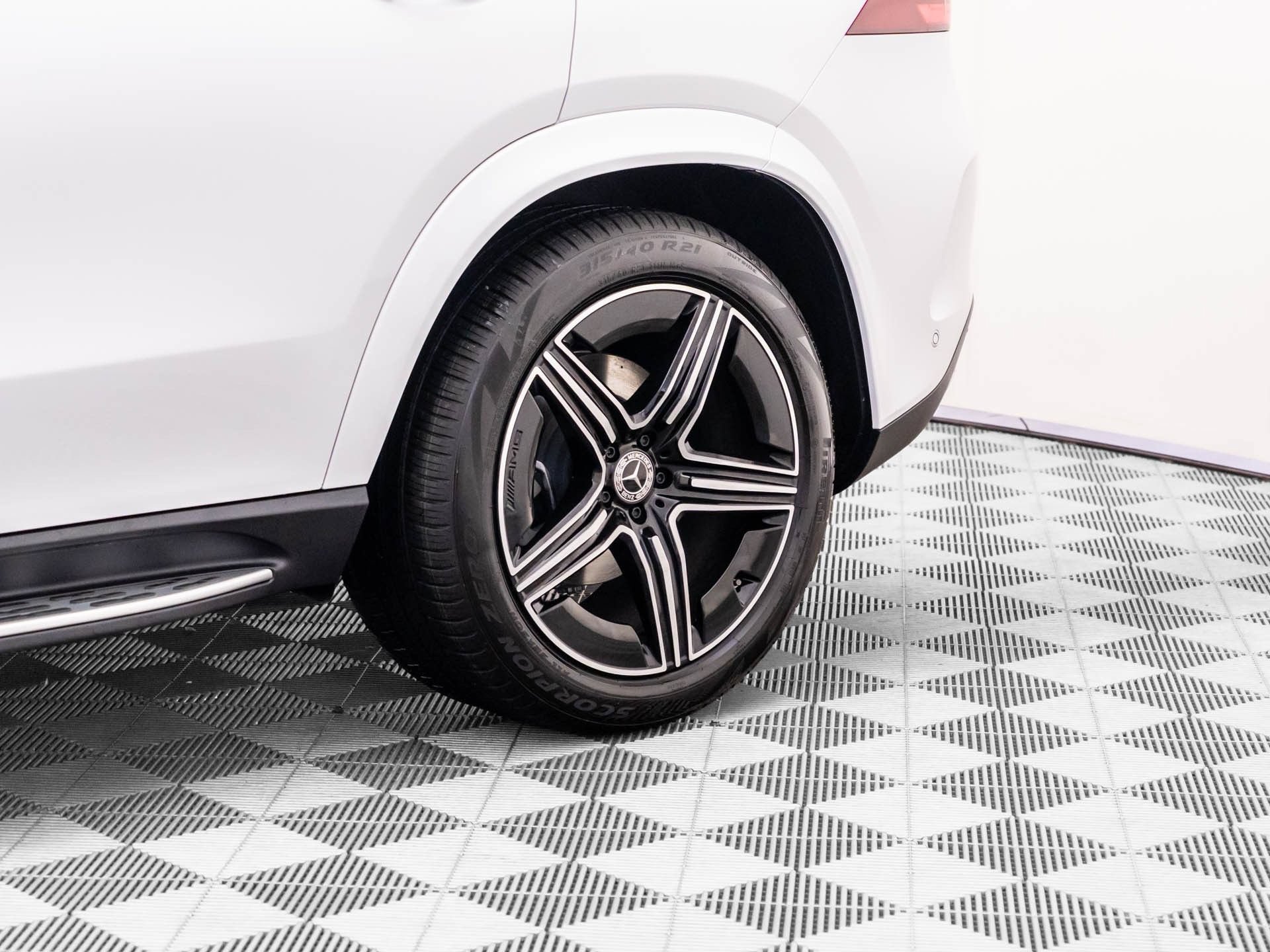 New 2026 Mercedes-Benz GLE 580 4MATIC image 36