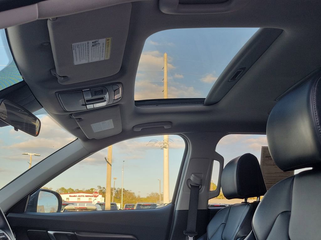 Used 2025 Kia Telluride S image 26