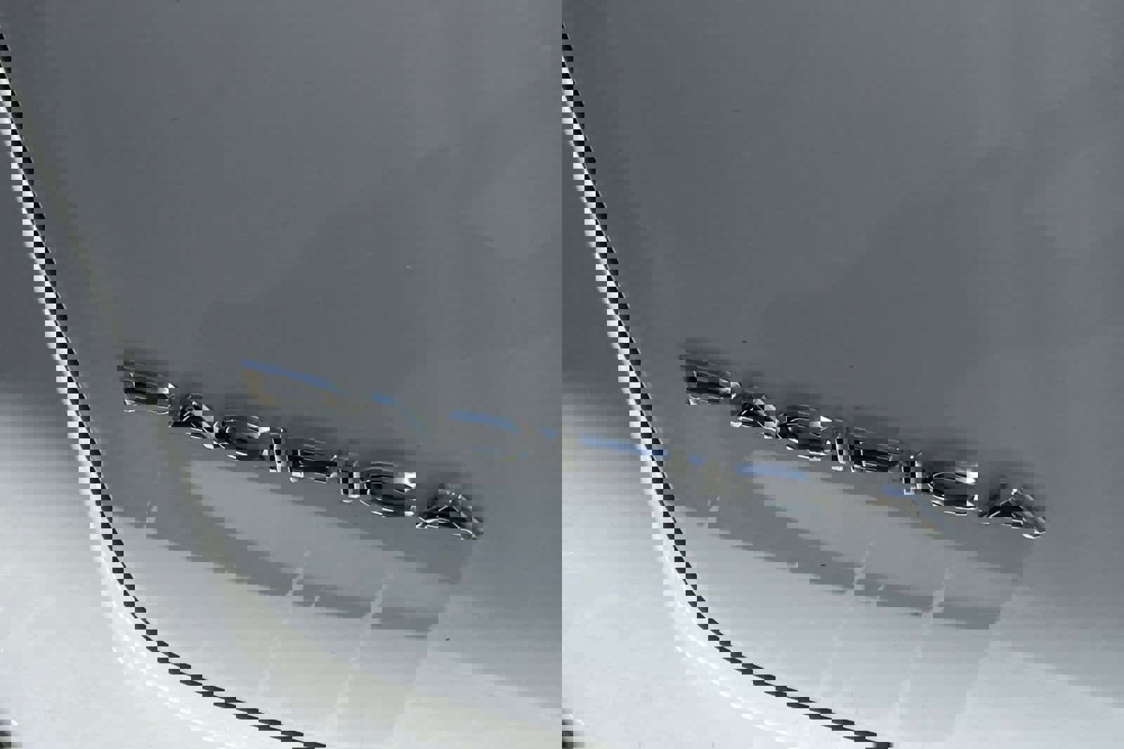 Used 2020 Chrysler Pacifica Touring-L image 21