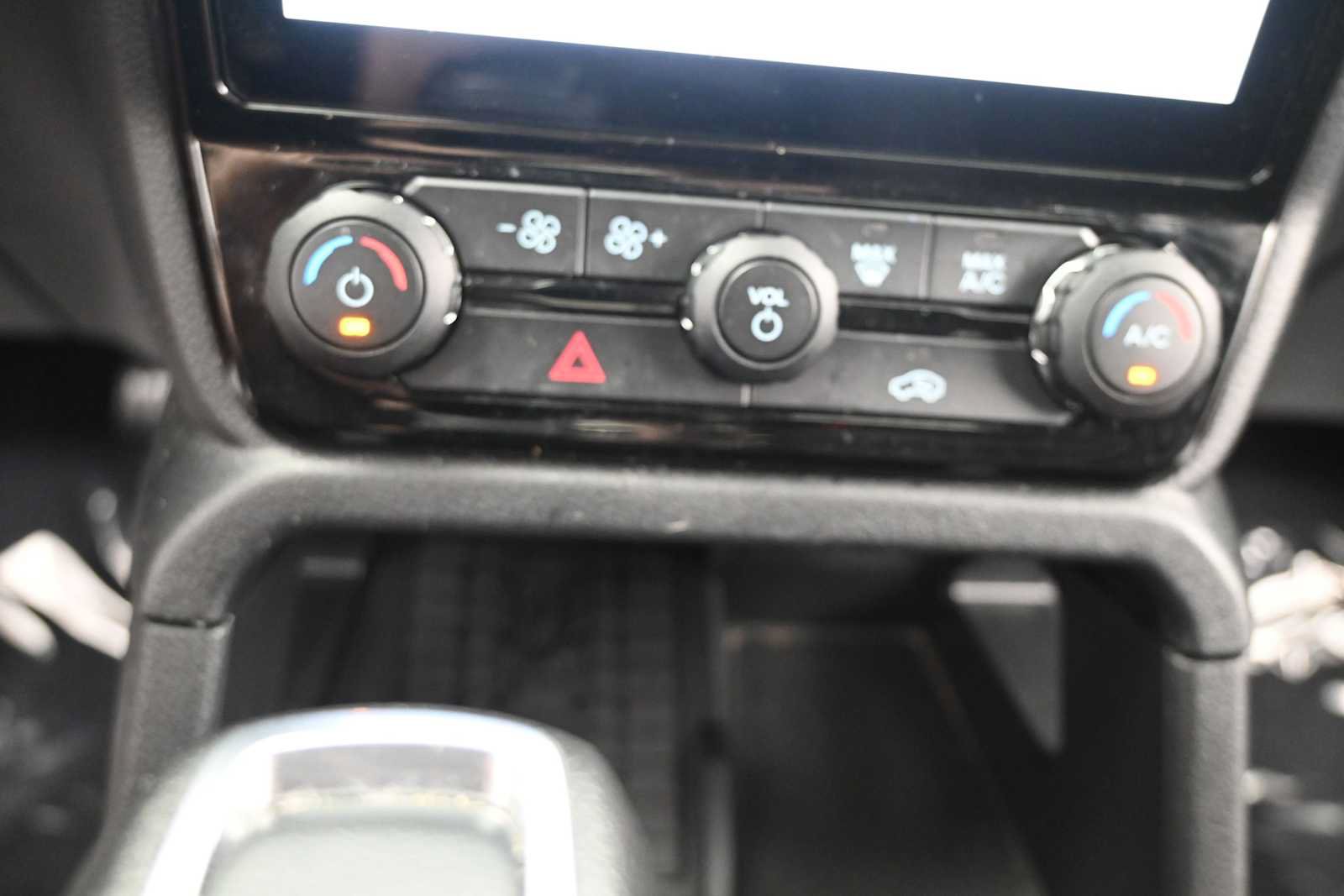 Used 2024 Ford Ranger XLT w/ Equipment Group 301A High AWD/4WD image 22