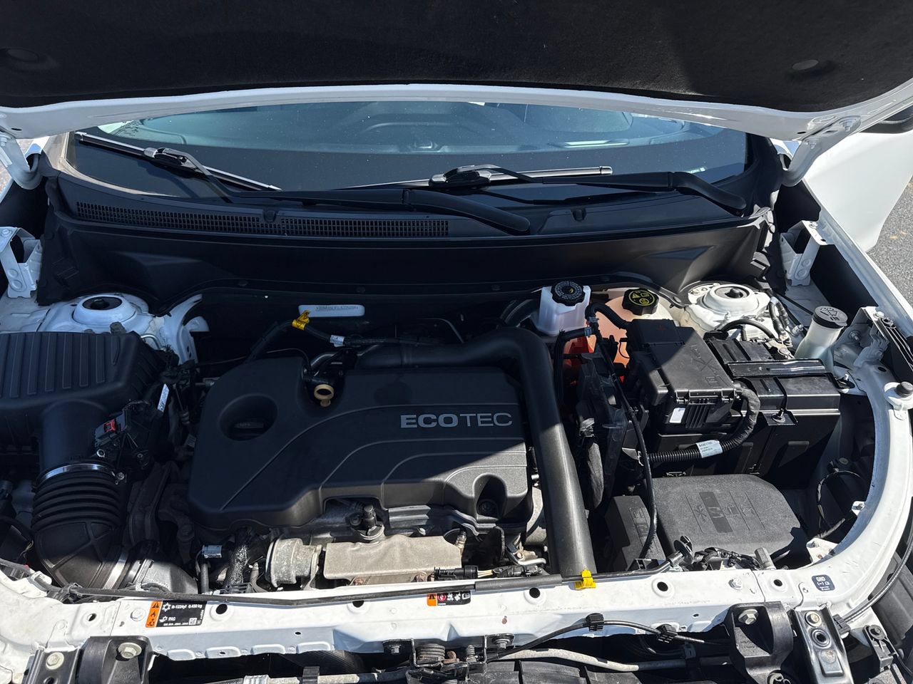 Used 2020 Chevrolet Equinox LS AWD/4WD image 11