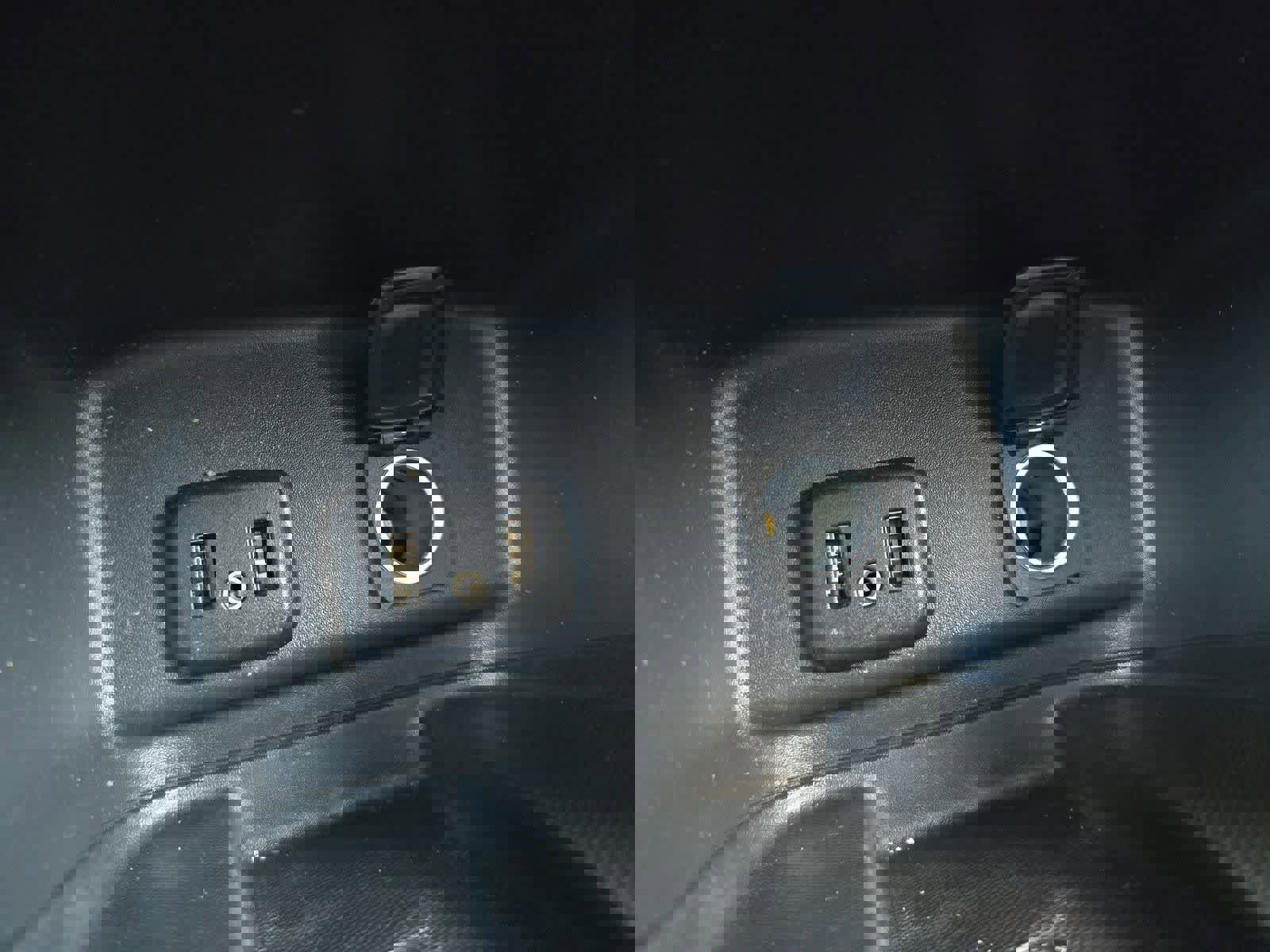 Used 2018 Chevrolet Equinox Premier AWD/4WD image 26