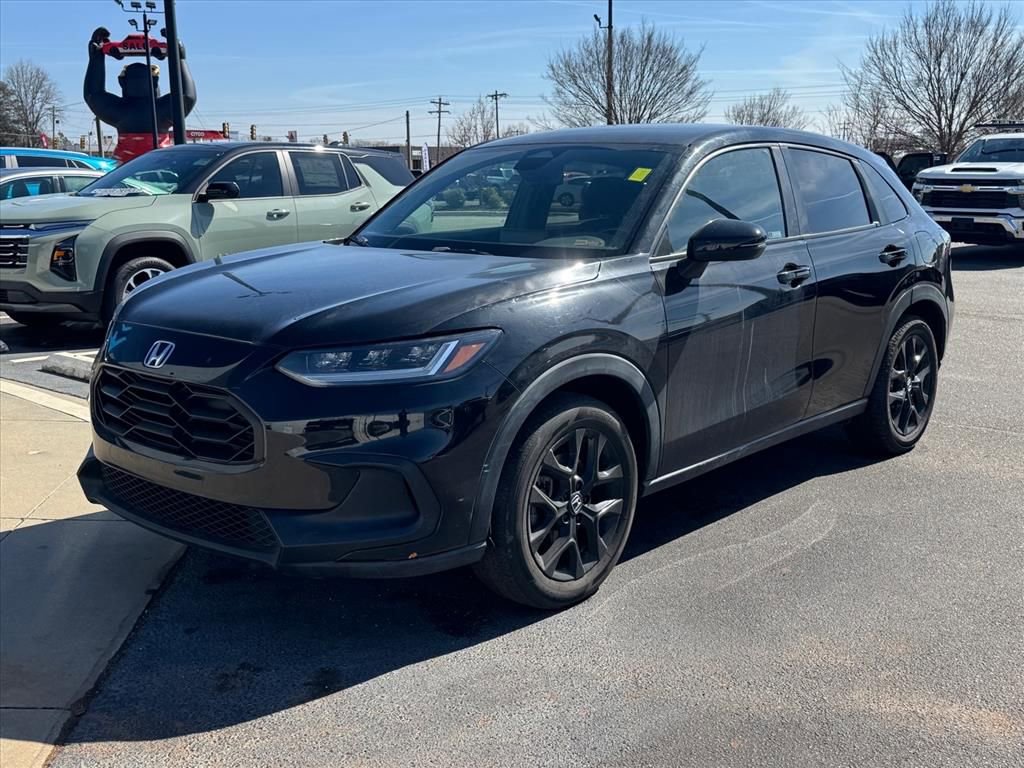 Used 2023 Honda HR-V Sport image 8
