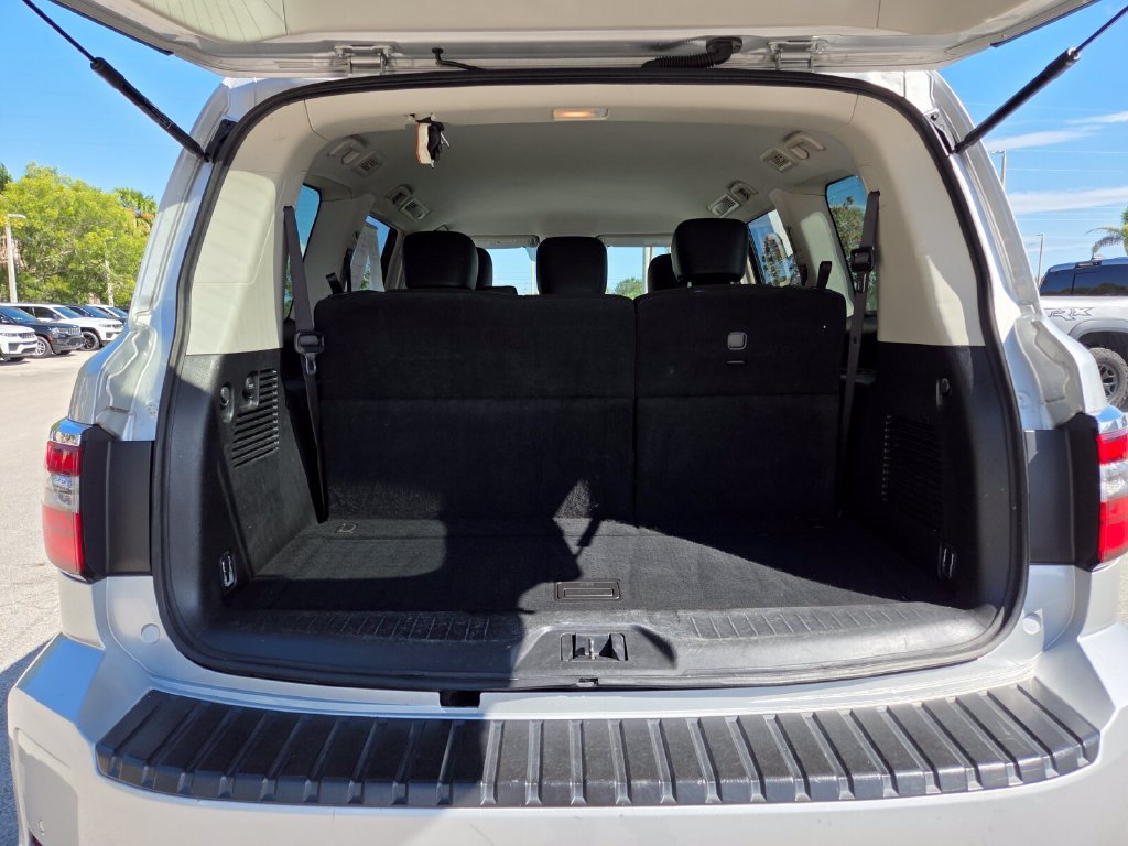 Used 2021 Nissan Armada SV RWD image 21