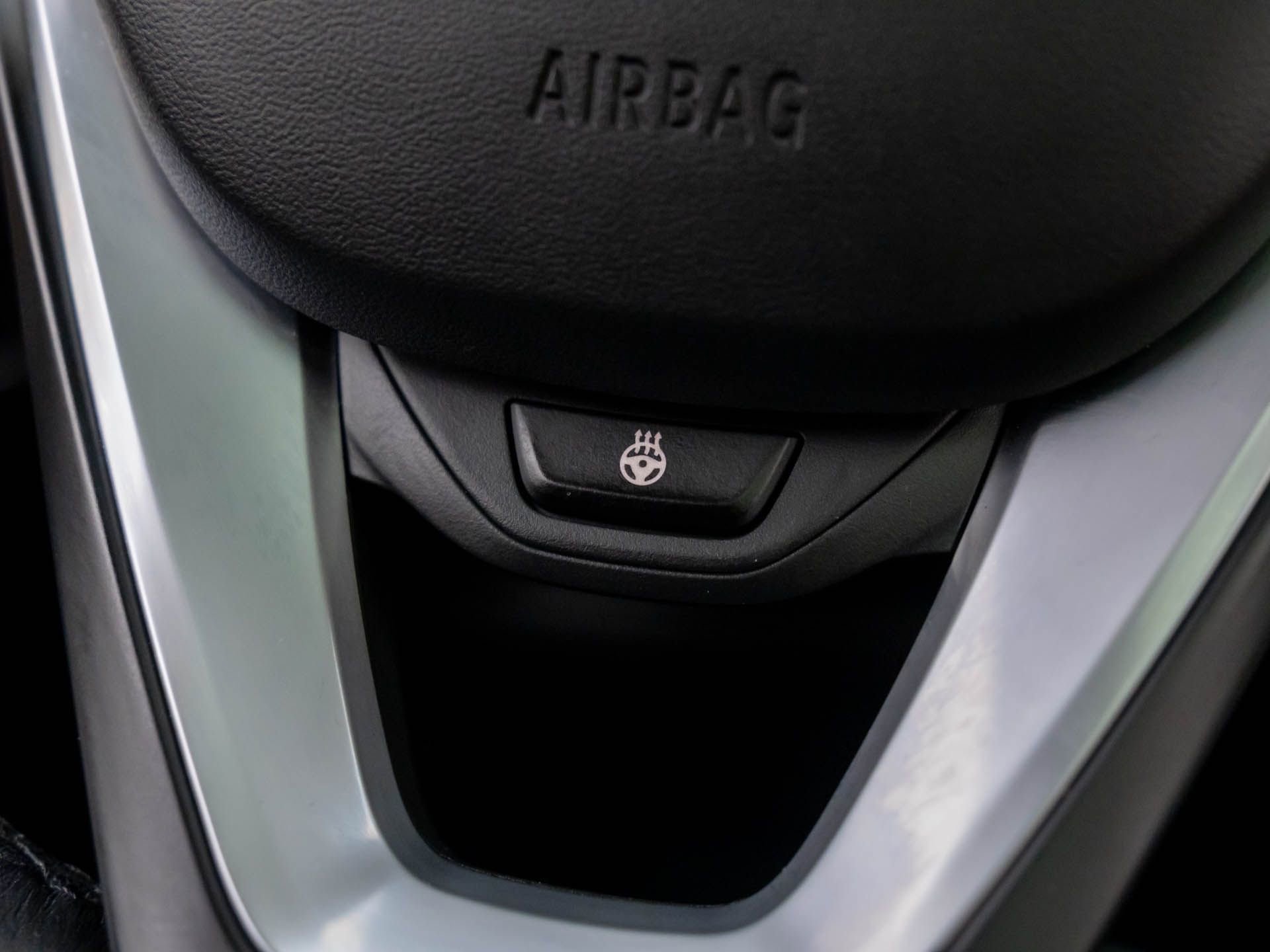 Used 2022 BMW X4 xDrive30i w/ Premium Package image 31