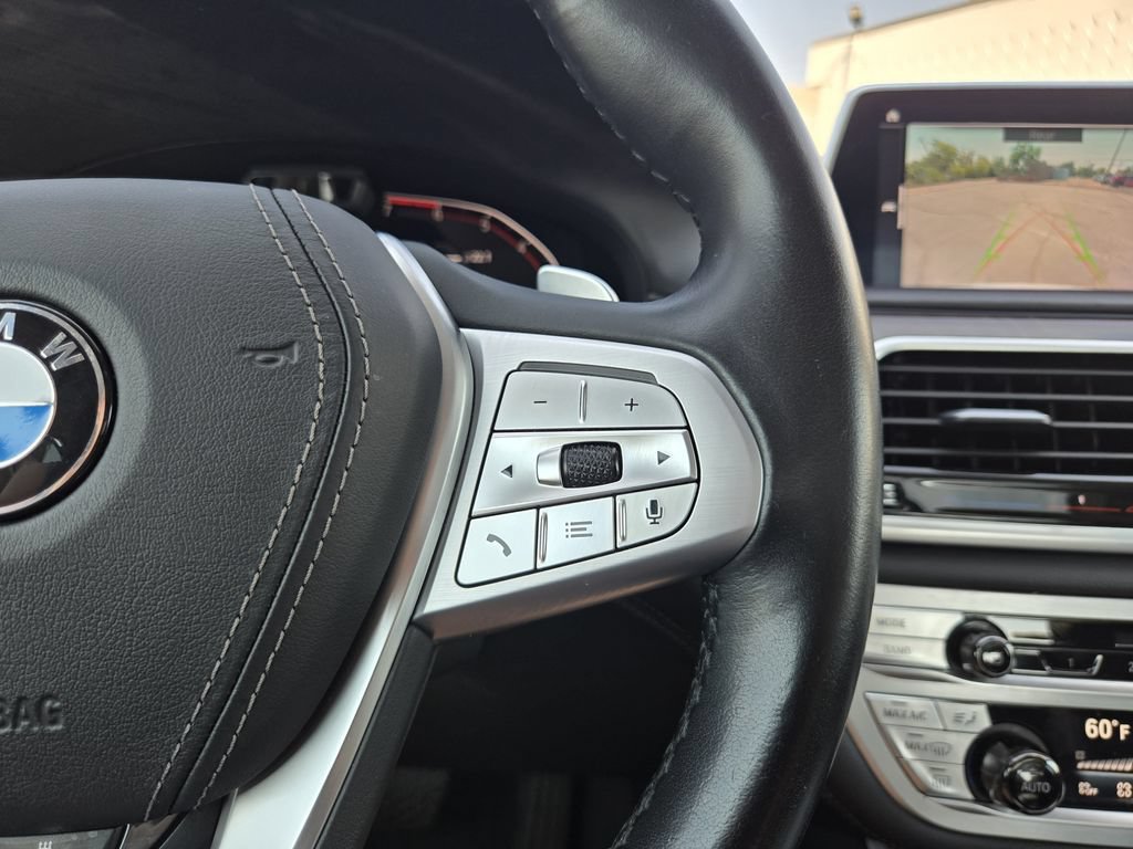 Used 2020 BMW 750i xDrive w/ Executive Package AWD/4WD image 29