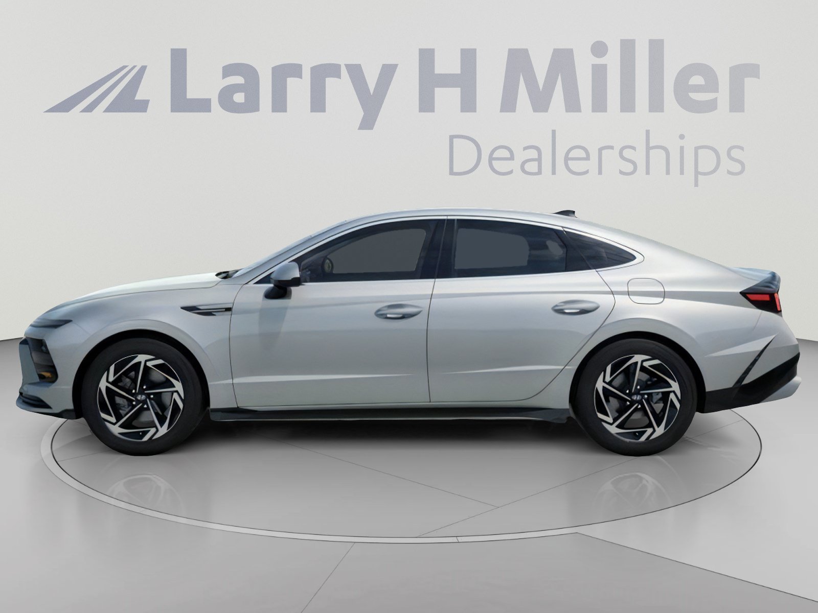 New 2026 Hyundai Sonata SEL FWD image 3