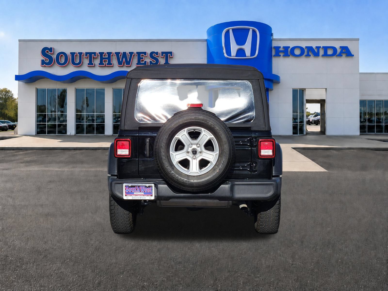 Used 2021 Jeep Wrangler Unlimited Sport AWD/4WD image 8