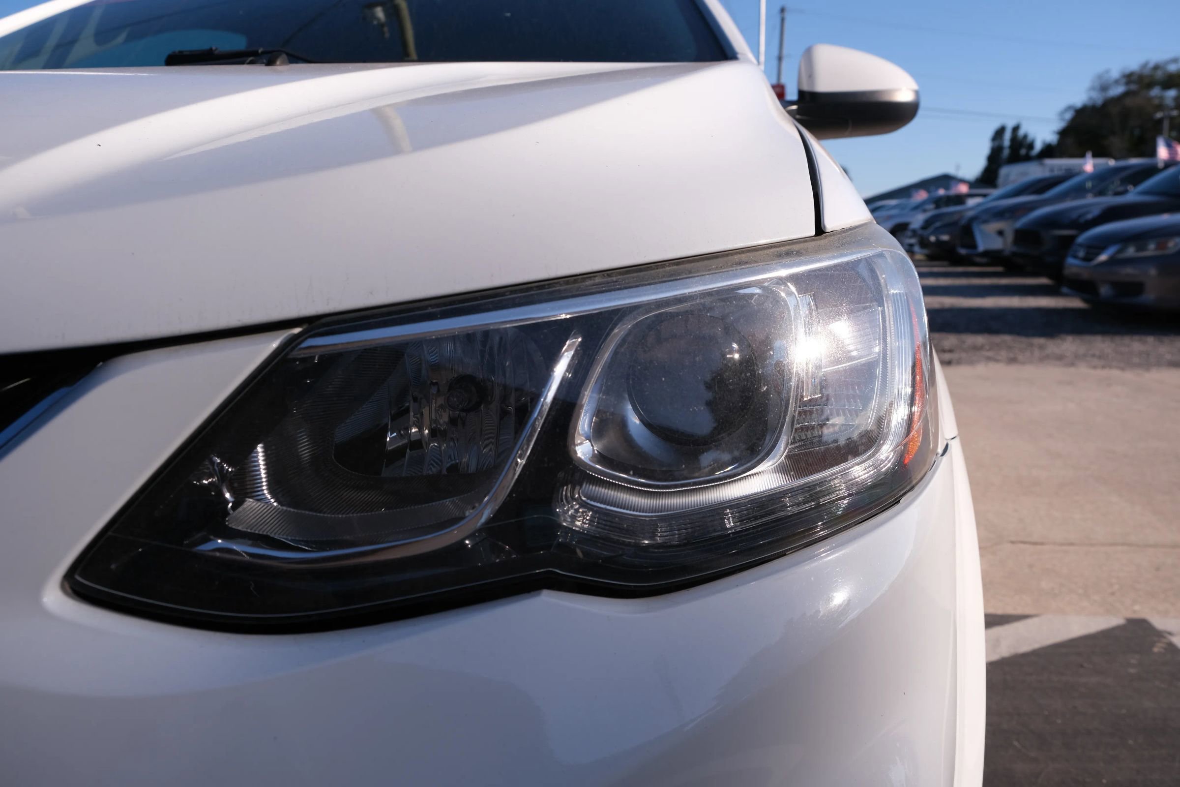 Used 2018 Chevrolet Sonic Premier w/ Driver Confidence Package image 10