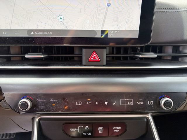 Certified 2025 Kia Carnival image 19