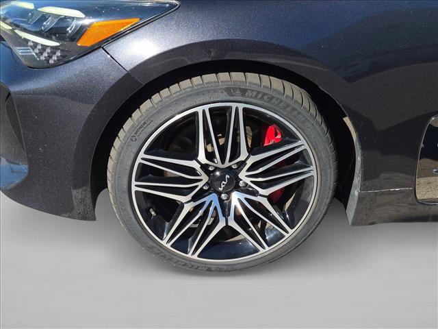 Used 2022 Kia Stinger GT1 AWD/4WD image 14