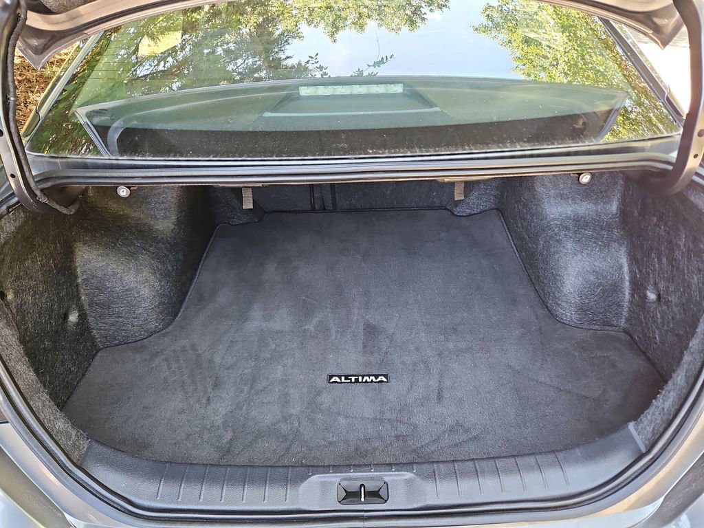 Used 2023 Nissan Altima 2.5 SV FWD image 29