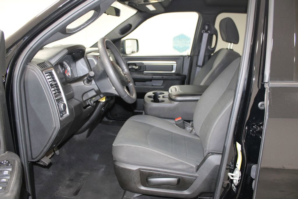 Used 2024 RAM 1500 Classic Warlock image 19