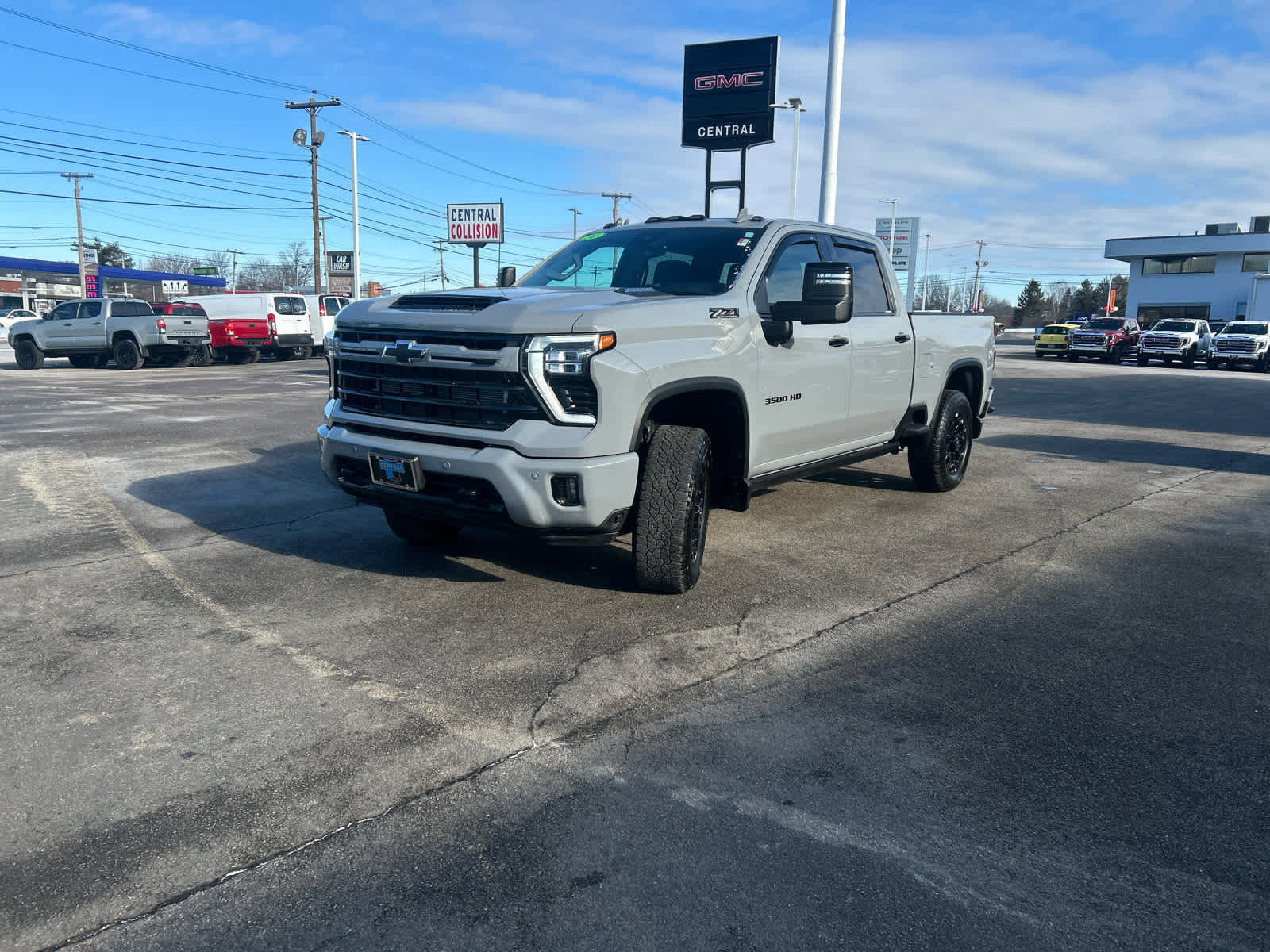 Certified 2024 Chevrolet Silverado 3500 LTZ w/ LTZ Plus Package image 2