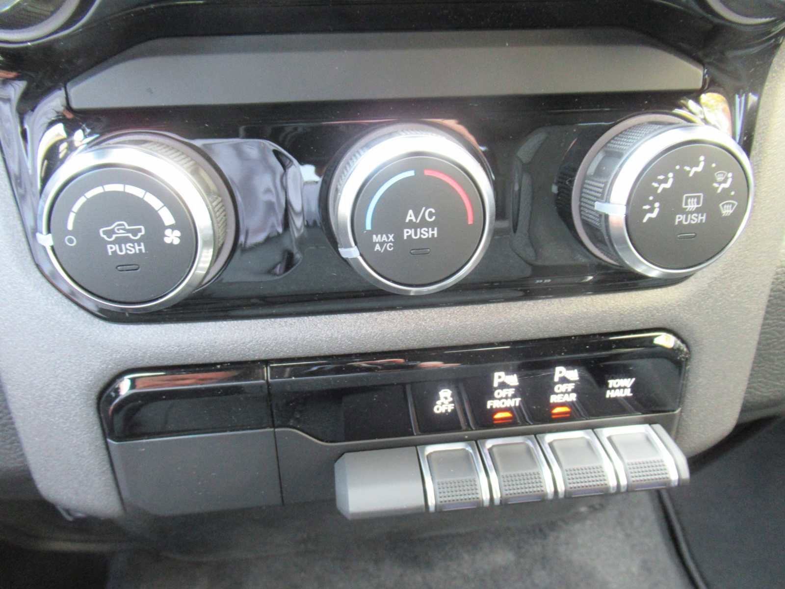 New 2026 RAM 1500 Express image 37