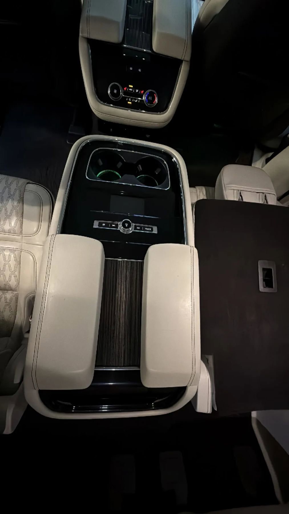 Used 2019 Lincoln Navigator L Black Label w/ Cargo Package image 33