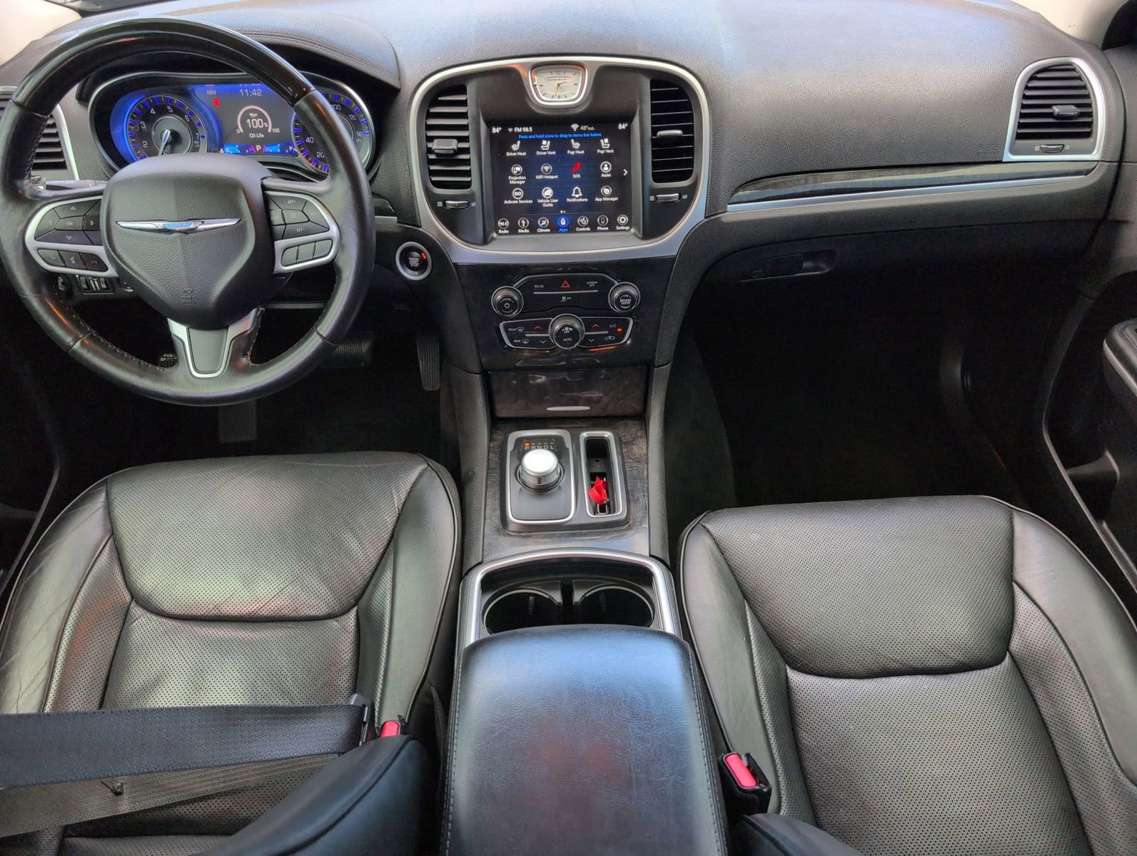 Used 2019 Chrysler 300 Limited image 29