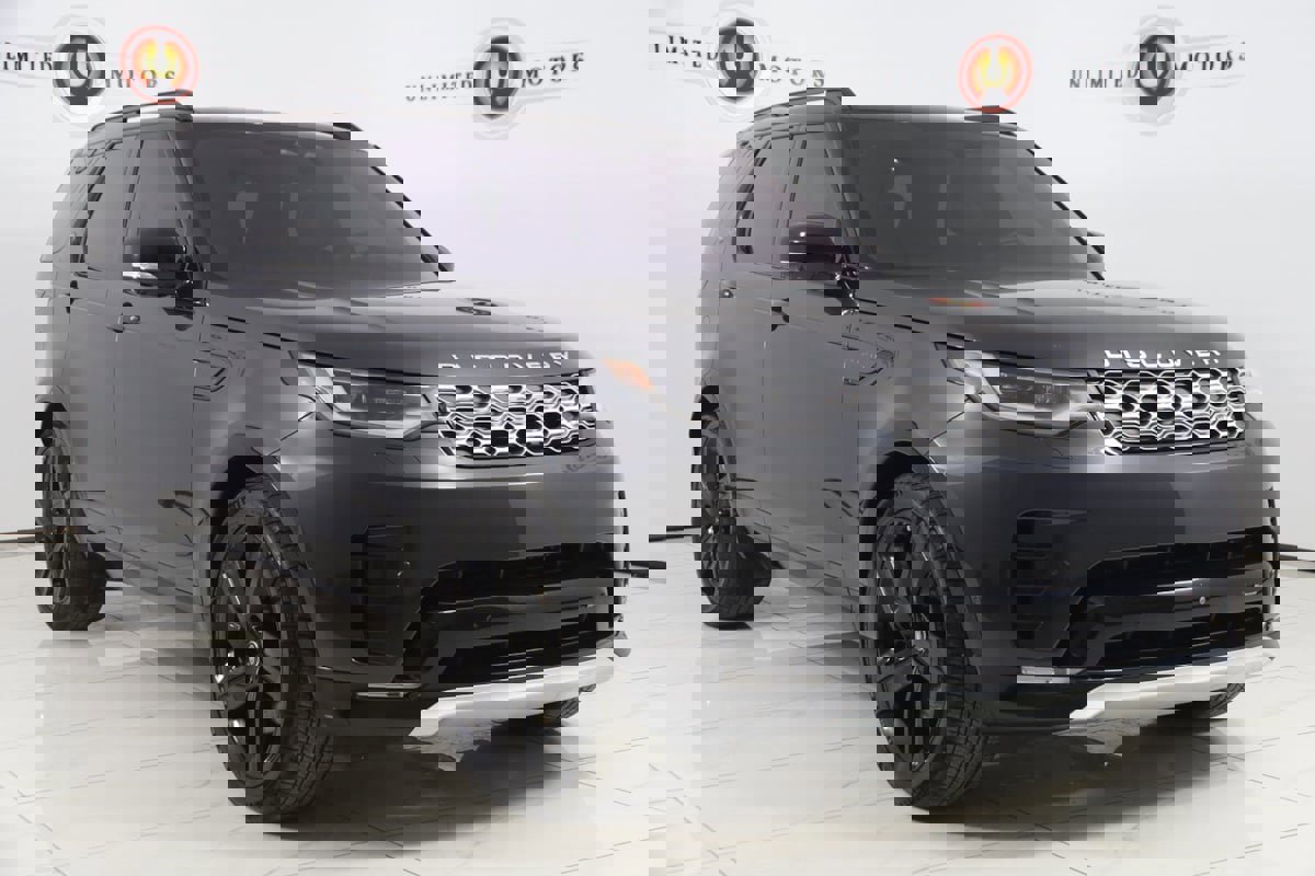 Used 2023 Land Rover Discovery Metropolitan Edition image 24