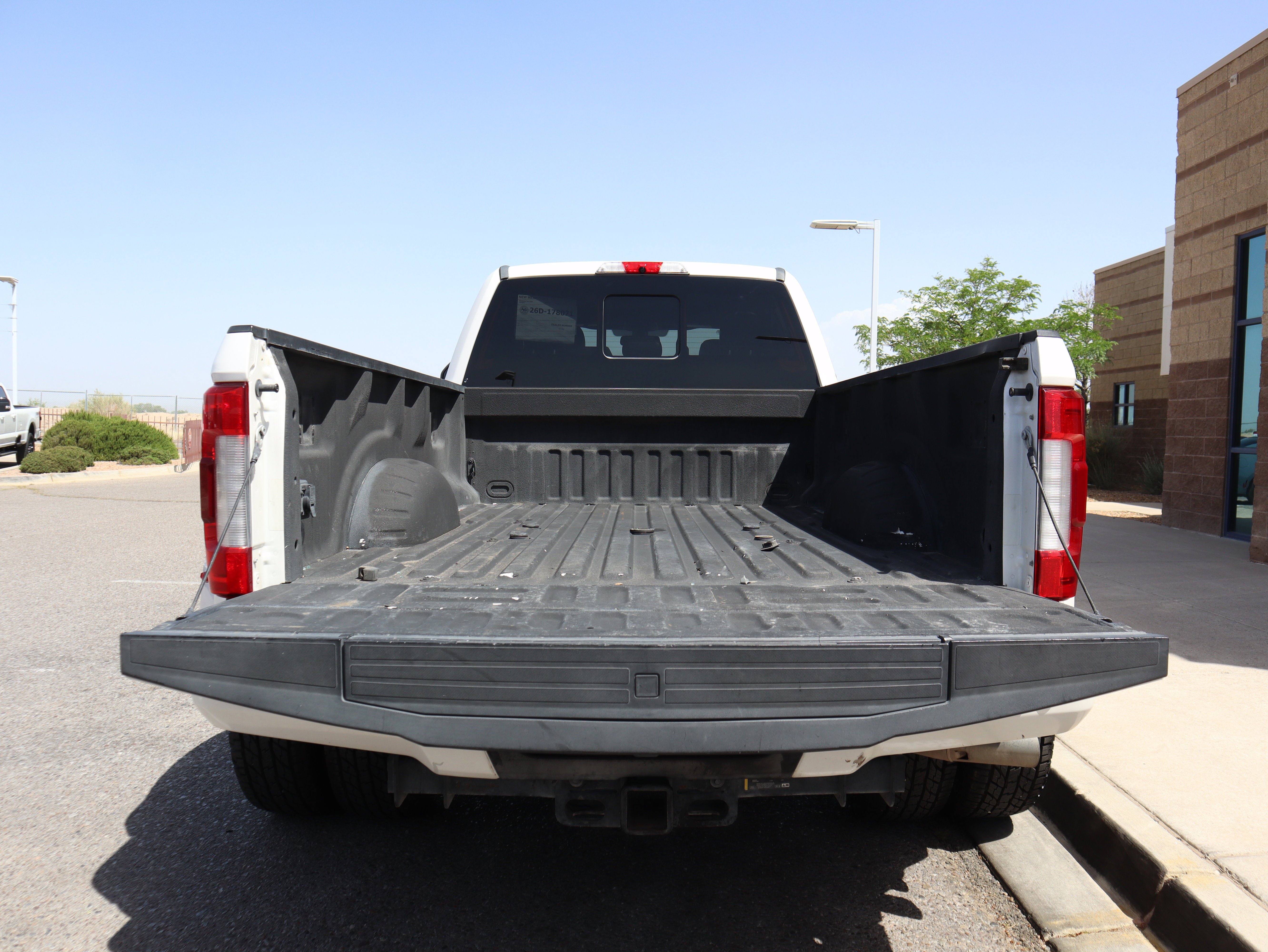 Used 2019 Ford F350 Platinum w/ Platinum Ultimate Package AWD/4WD image 20