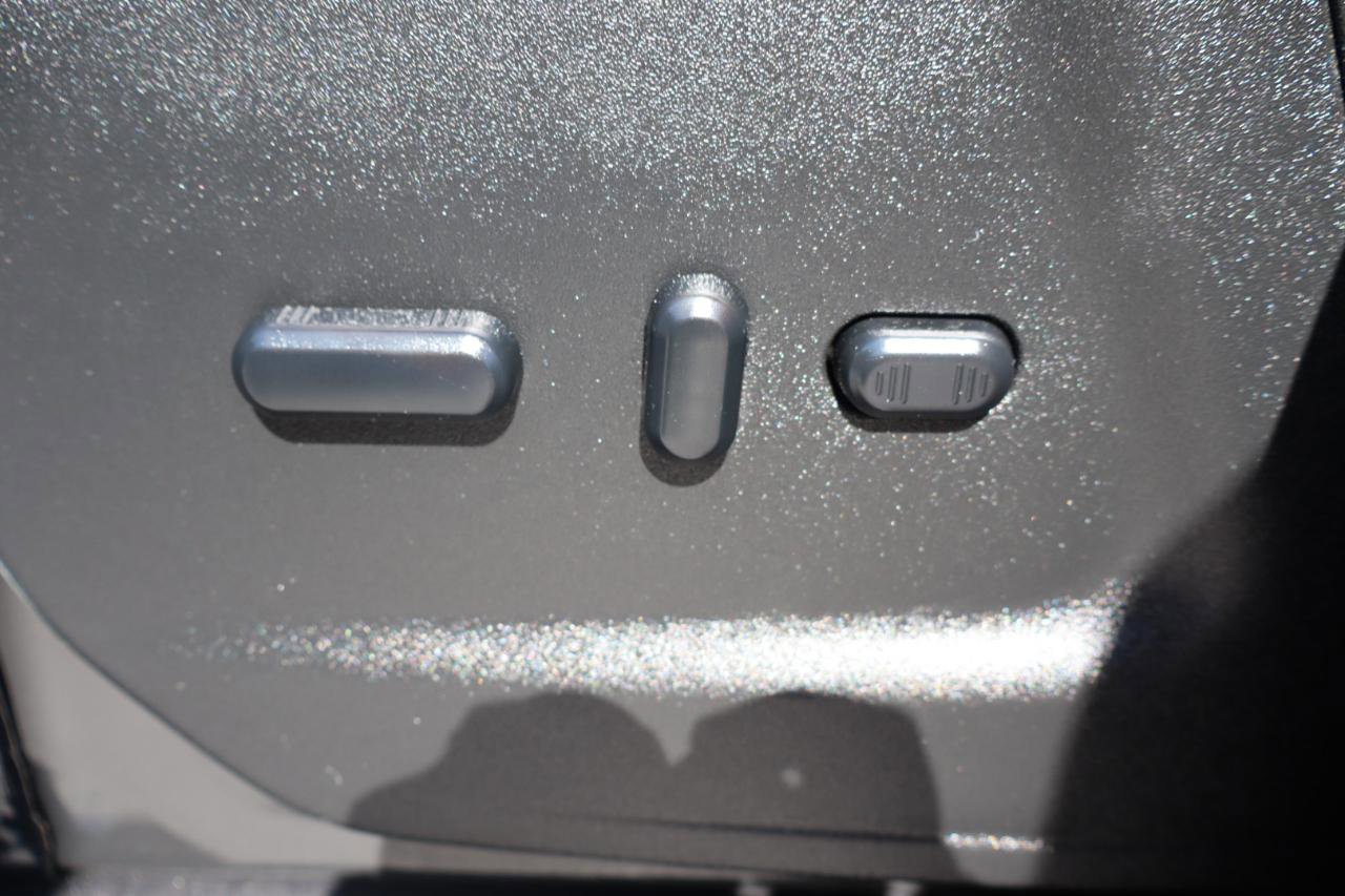 Used 2024 Ford Transit 350 XLT RWD image 8