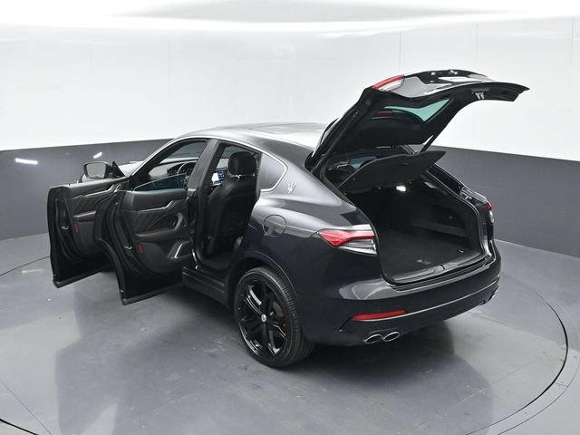 Used 2023 Maserati Levante GT AWD/4WD image 58