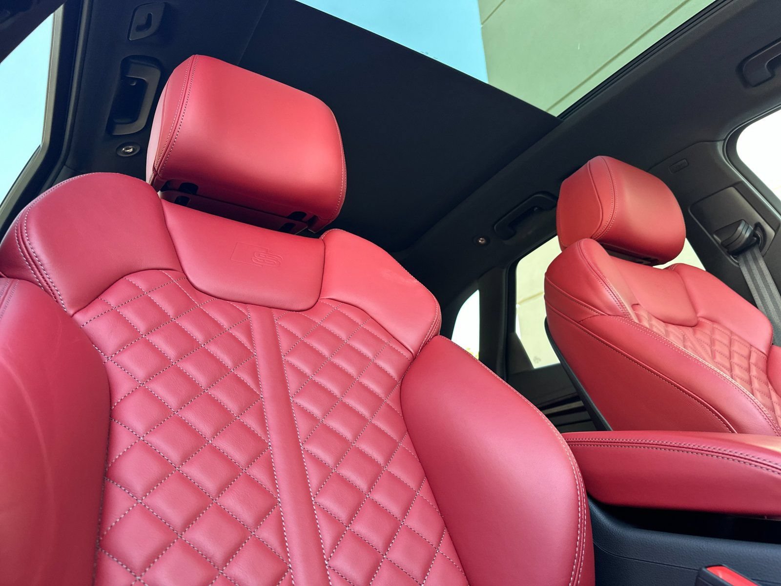 Used 2023 Audi SQ5 Prestige w/ Prestige Package AWD/4WD image 17