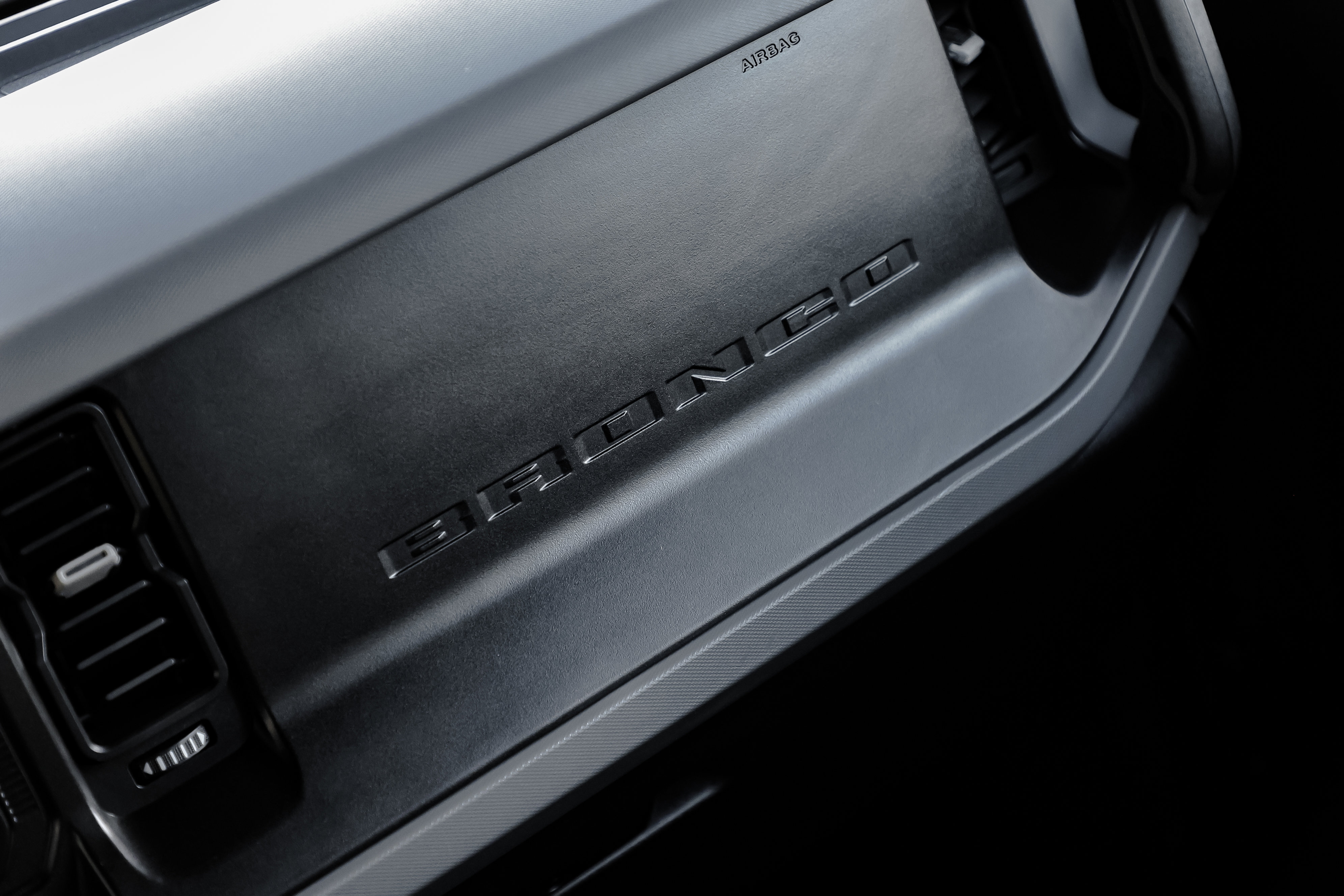 Used 2021 Ford Bronco Big Bend image 34