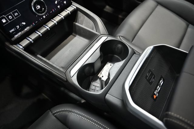 New 2026 GMC Terrain Elevation w/ Elevation Premium Package AWD/4WD image 18