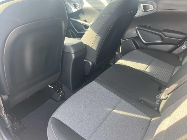 Used 2021 Kia Soul S FWD image 17