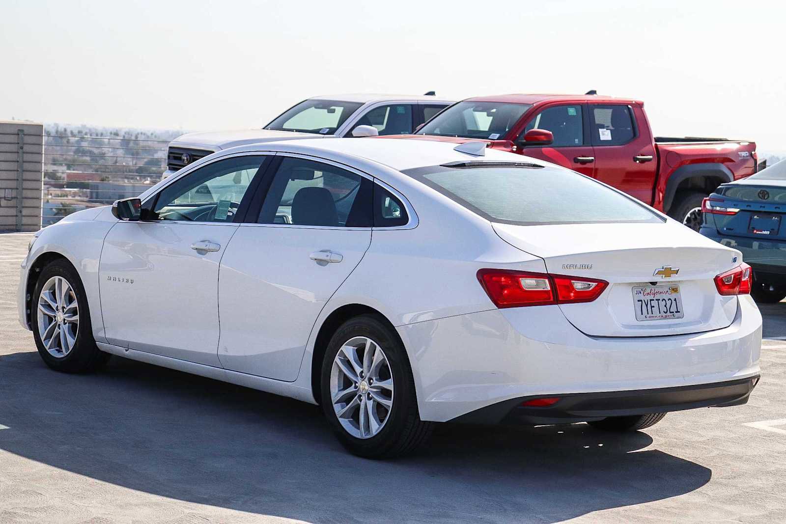 Used 2017 Chevrolet Malibu Hybrid FWD image 6