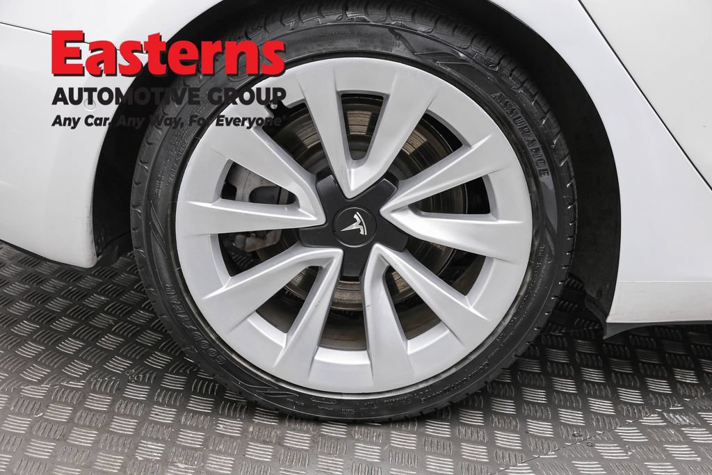 Used 2022 Tesla Model 3 Long Range AWD/4WD image 24
