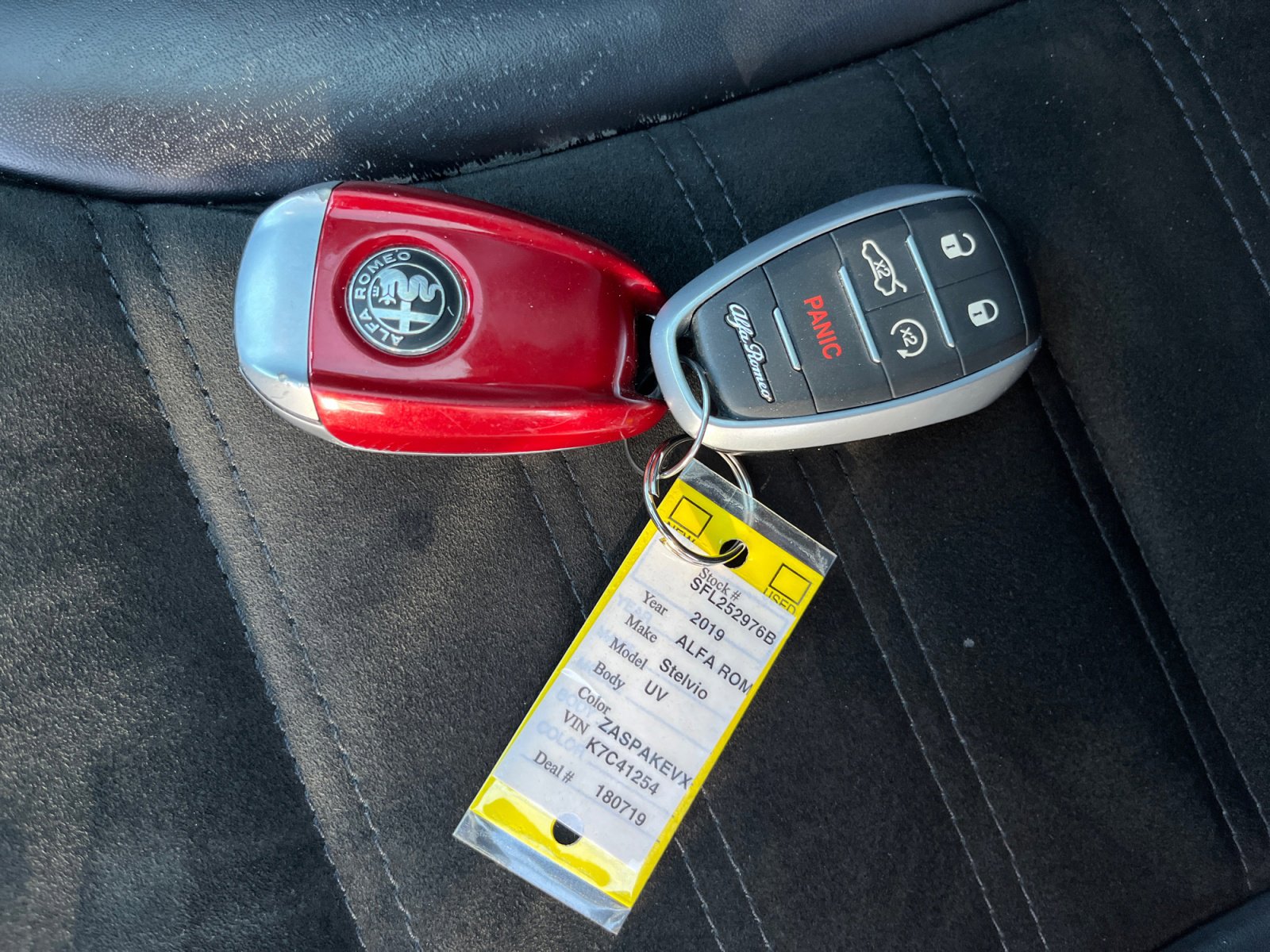 Used 2019 Alfa Romeo Stelvio Quadrifoglio w/ Driver Assist Dynamic Package image 32