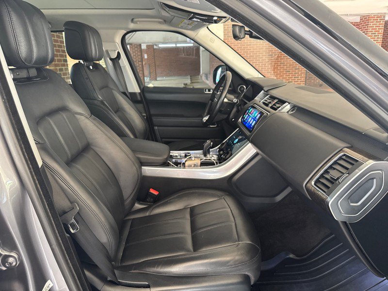 Used 2020 Land Rover Range Rover Sport SE AWD/4WD image 27